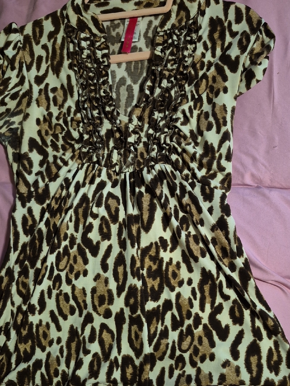Ruffled V-Neck Leopard Tunic Top - Brown/Black